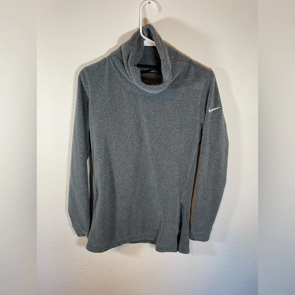 Nike Dri-Fit Women’s Turtleneck Fleece Pullover